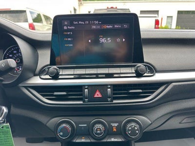2024 Kia Forte LXS IVT