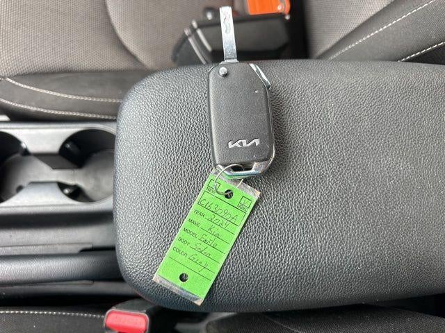 2024 Kia Forte LXS IVT