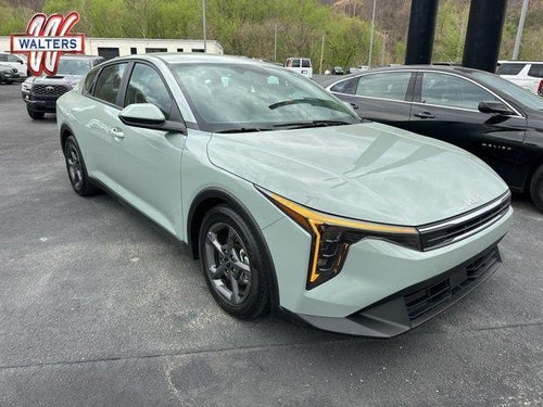 2025 Kia K4 LXS FWD