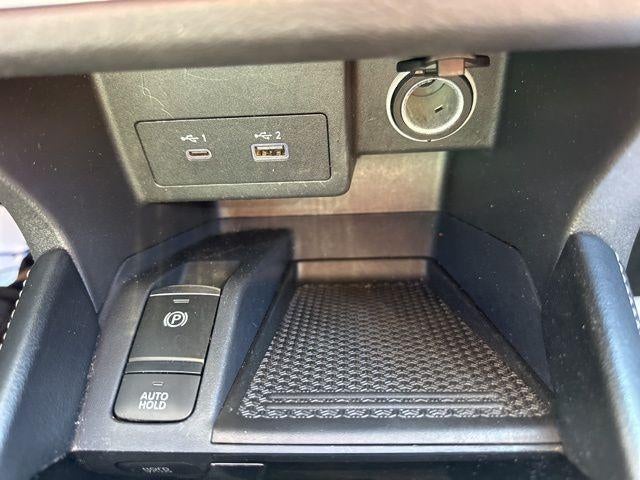 2023 Nissan Kicks SV FWD