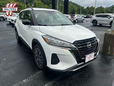 2024 Nissan Kicks SR FWD
