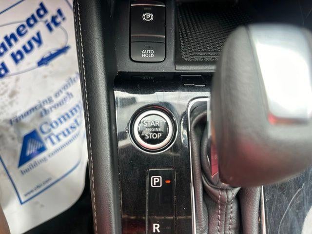 2024 Nissan Kicks SR FWD