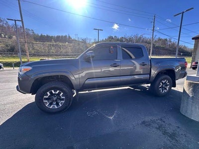 2021 Toyota Tacoma 4WD 4WD SR Double Cab 5' Bed V6 AT (GS)
