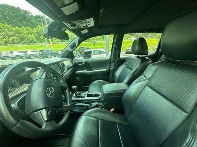 2018 Toyota Tacoma TRD Off Road Double Cab 5' Bed V6 4x4 AT (Natl)