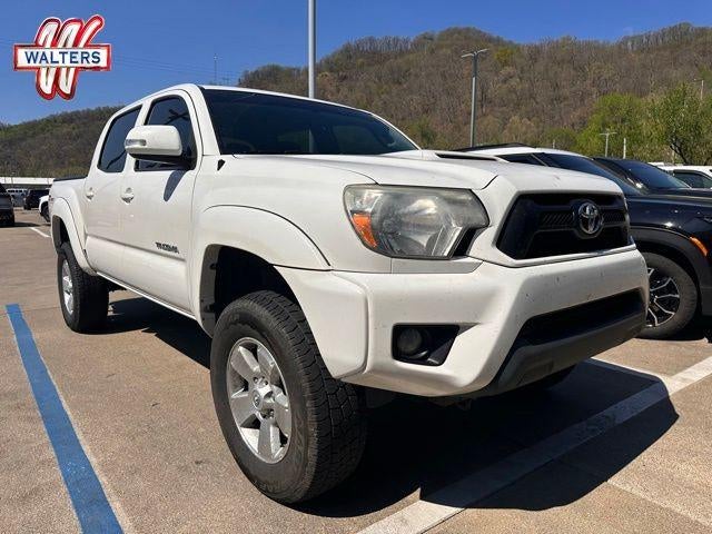 2015 Toyota Tacoma 4WD Double Cab Short Bed V6 Automatic (Natl)