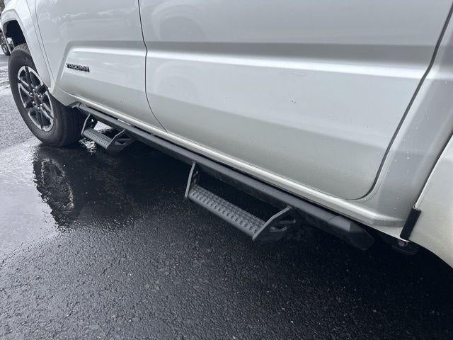 2025 Toyota Tacoma 4WD 4WD TRD Sport Hybrid Double Cab 5' Bed AT (Natl)