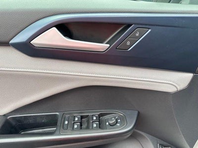 2024 Volkswagen Taos SE 4MOTION