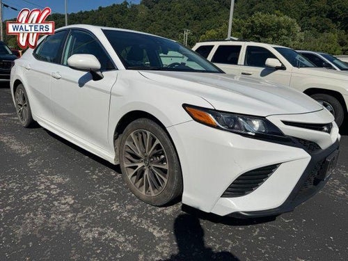 2019 Toyota Camry SE Auto (SE)