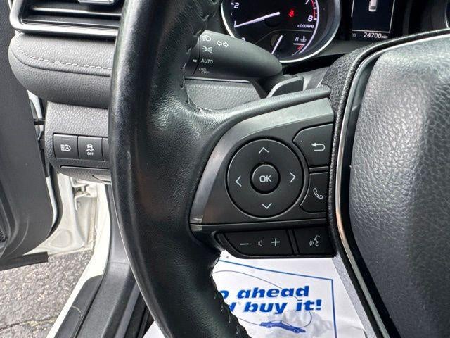 2019 Toyota Camry SE Auto (SE)