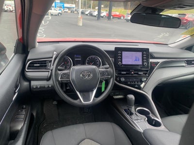 2024 Toyota Camry LE Auto (SE)