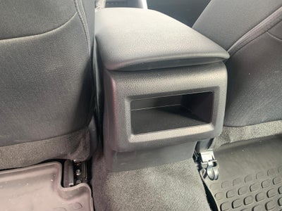 2024 Toyota Camry LE Auto (SE)