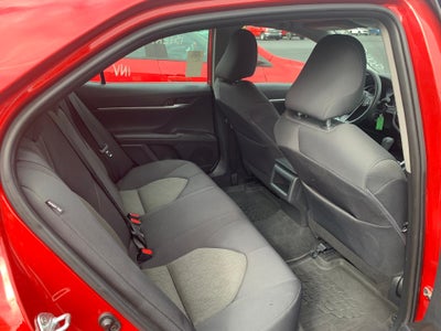 2024 Toyota Camry LE Auto (SE)