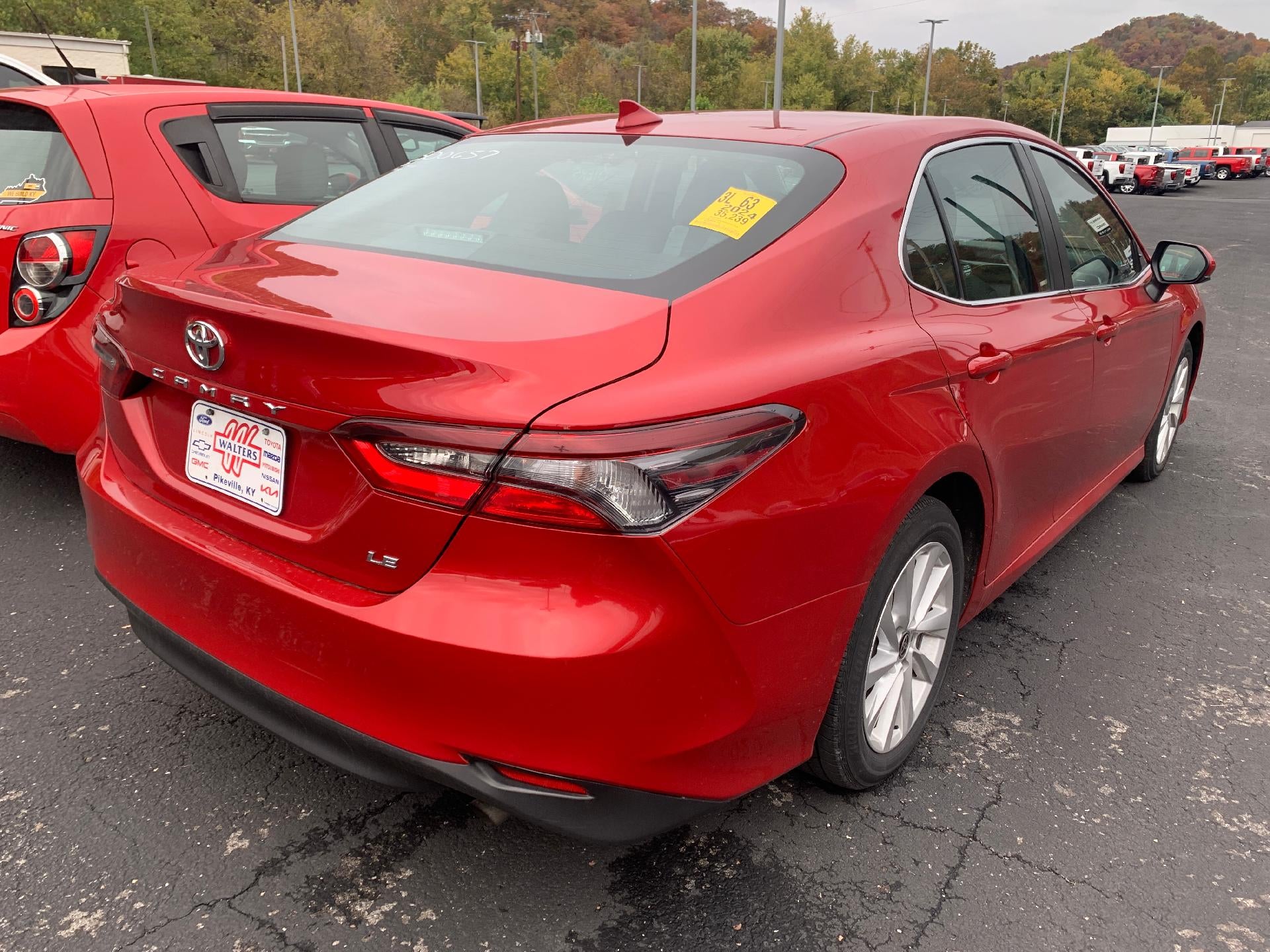 2024 Toyota Camry LE Auto (SE)