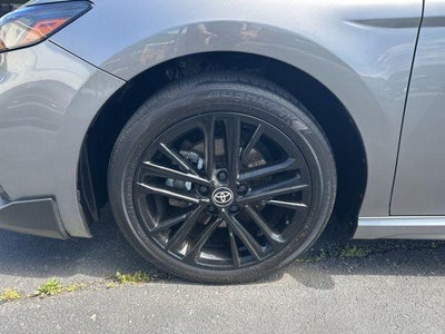 2025 Toyota Camry SE (SE)