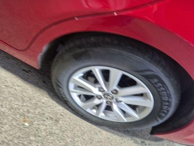 2025 Toyota Camry LE (SE)