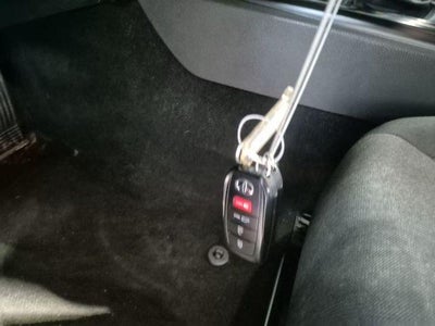 2025 Toyota Camry LE (SE)