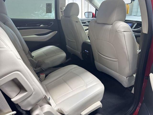 2023 Buick Enclave Essence AWD
