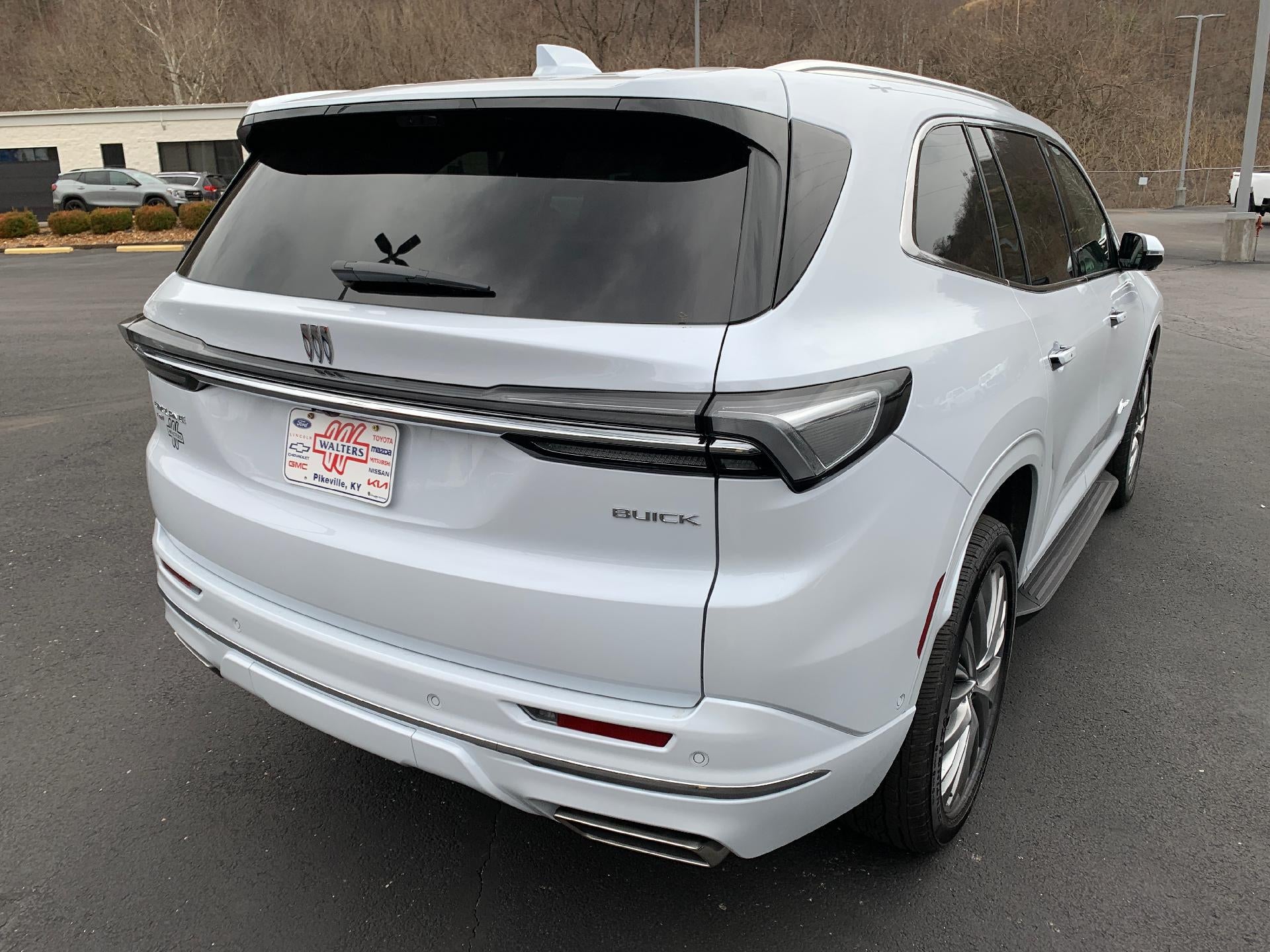 2026 Buick Enclave 4dr Avenir