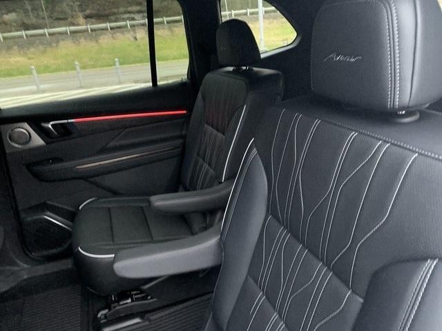 2026 Buick Enclave 4dr Avenir