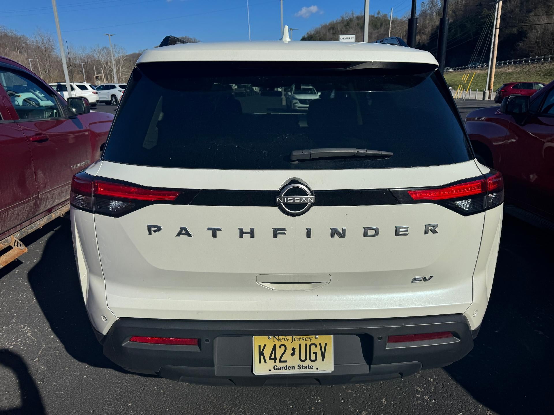 2024 Nissan Pathfinder SV 2WD
