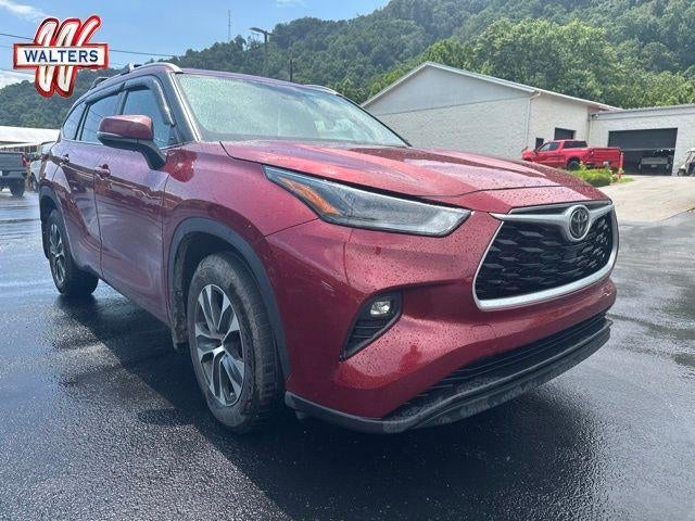 2022 Toyota Highlander XLE AWD (Natl)