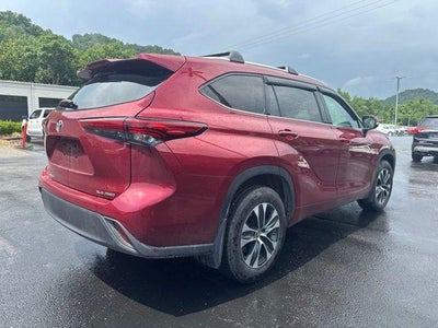 2022 Toyota Highlander XLE AWD (Natl)