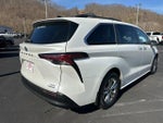 2022 Toyota Sienna XLE FWD 7-Passenger (Natl)