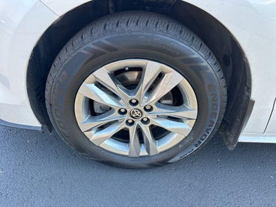 2022 Toyota Sienna XLE FWD 7-Passenger (Natl)