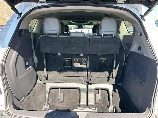 2022 Toyota Sienna XLE FWD 7-Passenger (Natl)