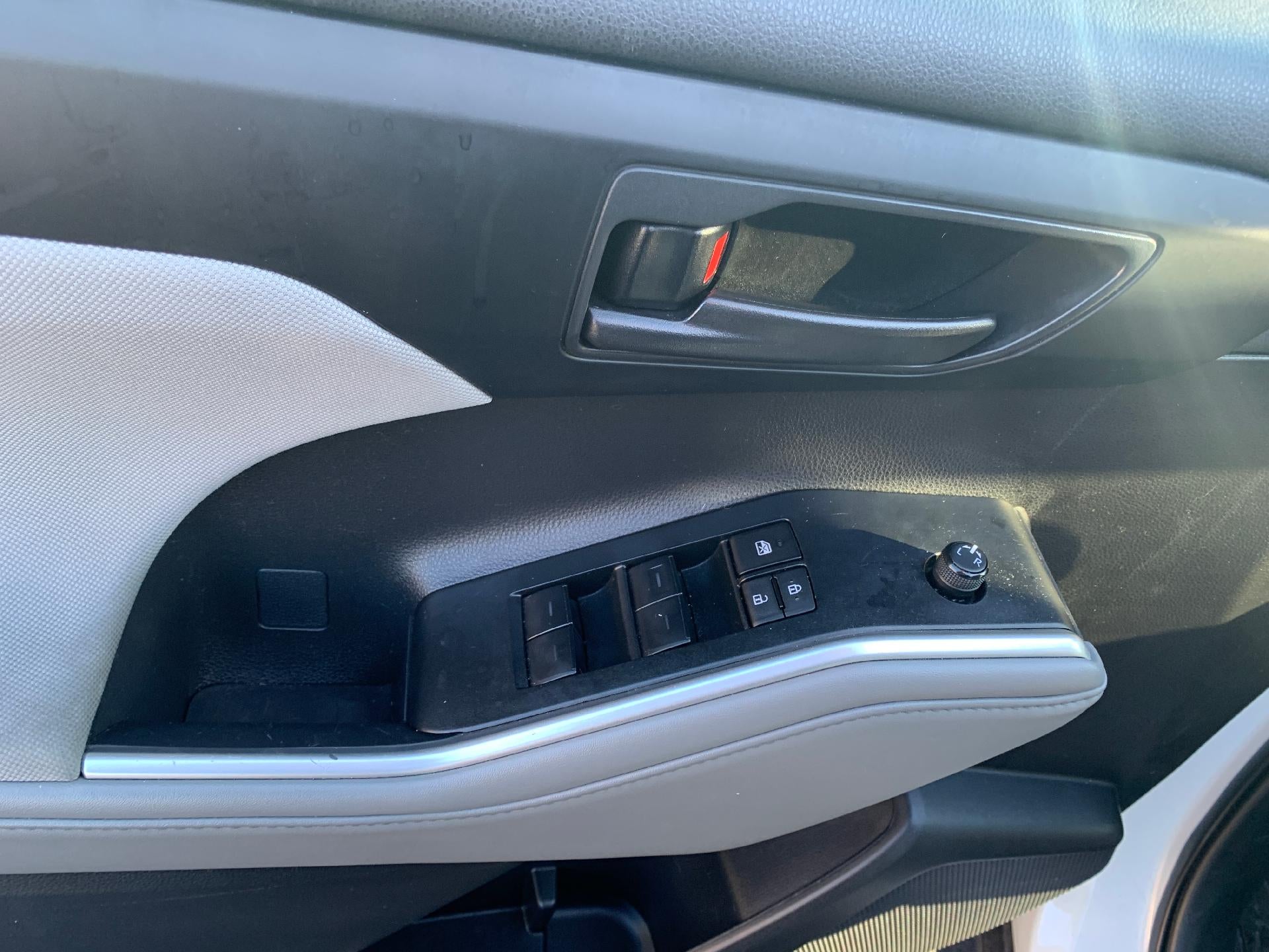 2023 Toyota Highlander L FWD (Natl)