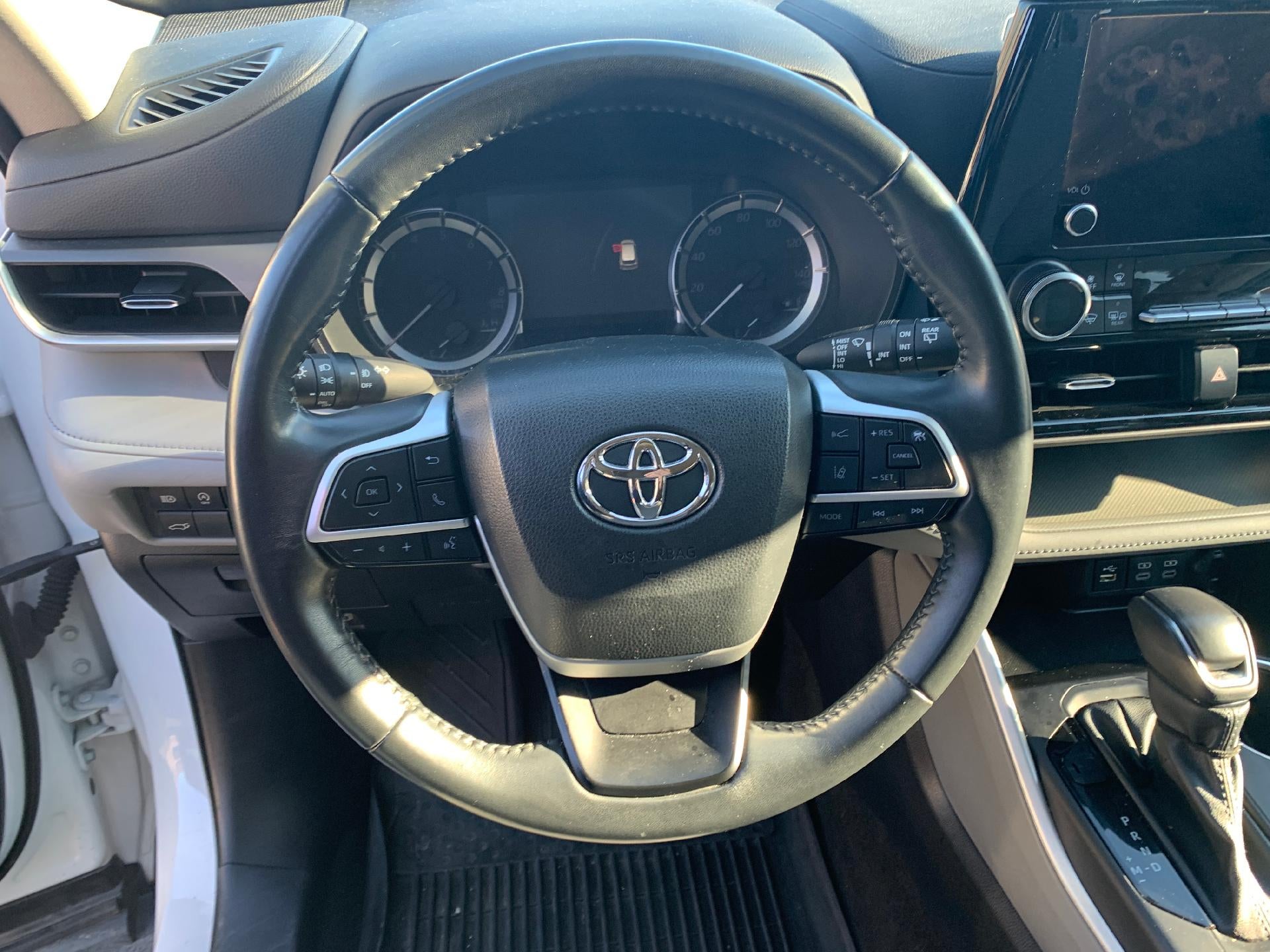 2023 Toyota Highlander L FWD (Natl)