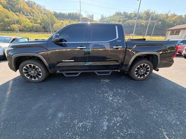 2023 Toyota Tundra 4WD 4WD Limited CrewMax 5.5' Bed (Natl)