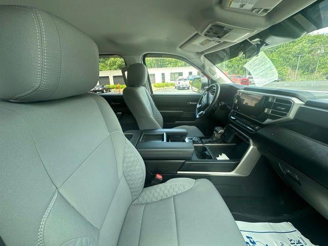 2024 Toyota Tundra 4WD 4WD SR5 CrewMax 5.5' Bed (SE)