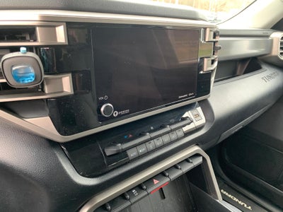 2024 Toyota Tundra 4WD 4WD SR5 CrewMax 5.5' Bed (SE)