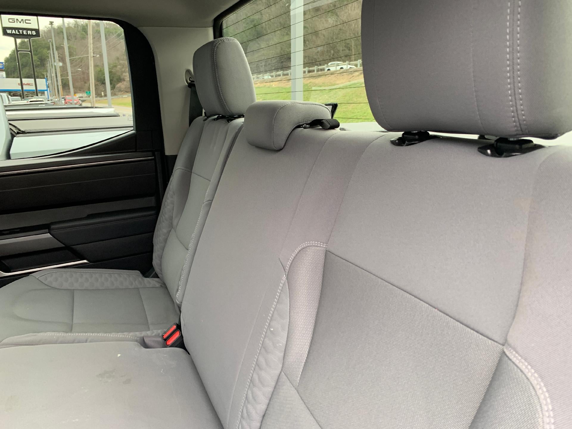 2024 Toyota Tundra 4WD 4WD SR5 CrewMax 5.5' Bed (SE)