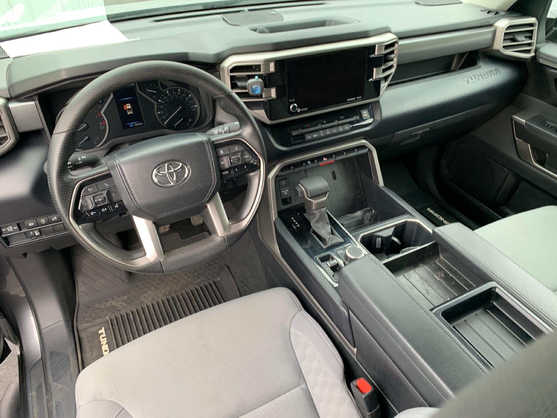 2024 Toyota Tundra 4WD 4WD SR5 CrewMax 5.5' Bed (SE)