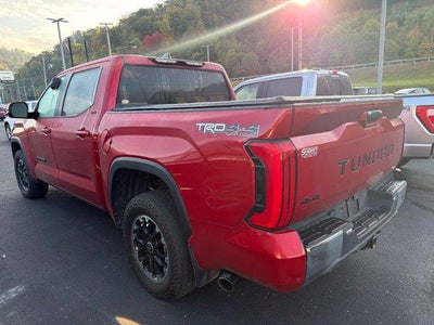 2024 Toyota Tundra 4WD 4WD SR5 CrewMax 5.5' Bed (SE)