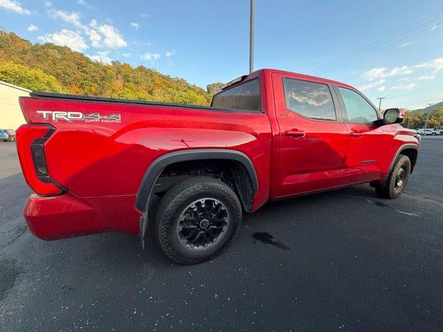 2024 Toyota Tundra 4WD 4WD SR5 CrewMax 5.5' Bed (SE)