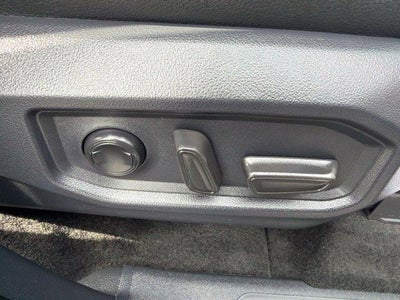 2026 Toyota Tundra 4WD 4WD Limited CrewMax 5.5' Bed (Natl)