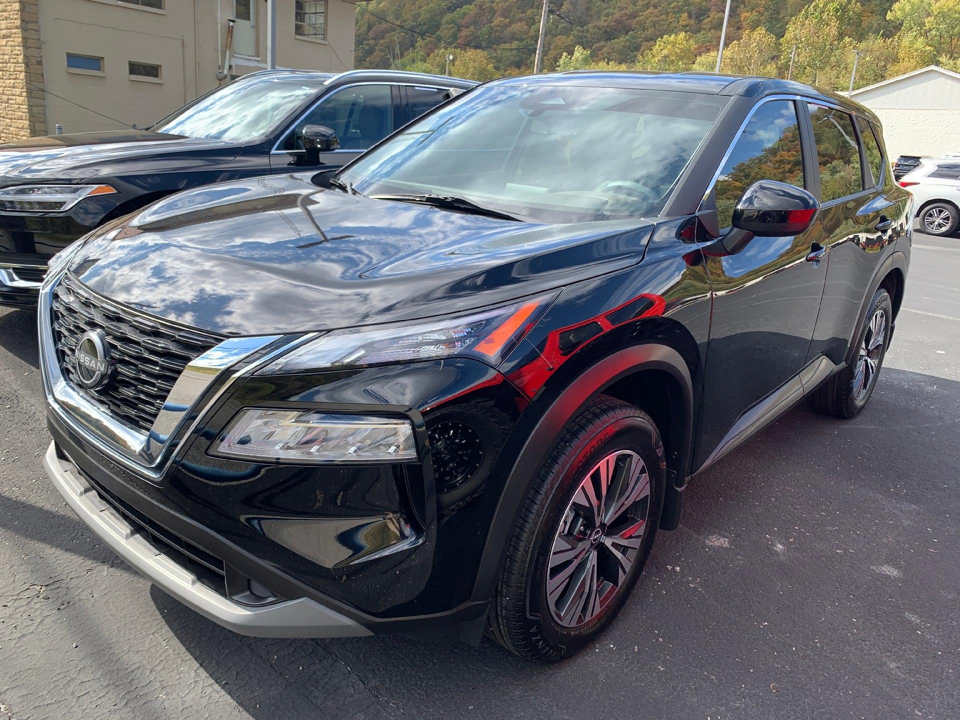 2023 Nissan Rogue AWD SV
