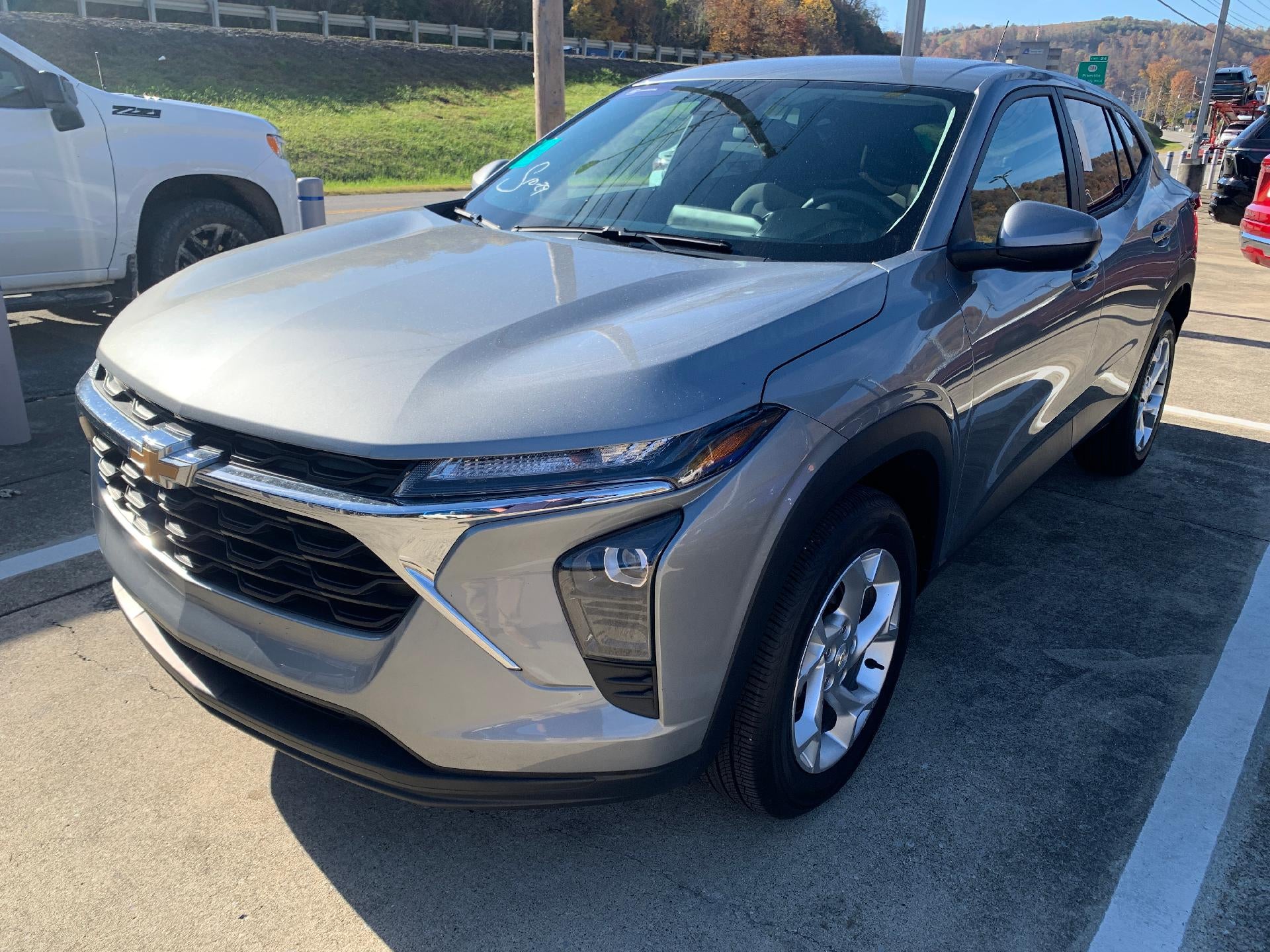 2024 Chevrolet Trax FWD 4dr LS