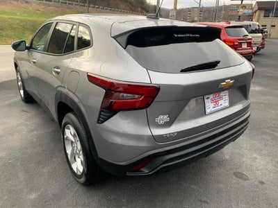 2024 Chevrolet Trax FWD 4dr LS