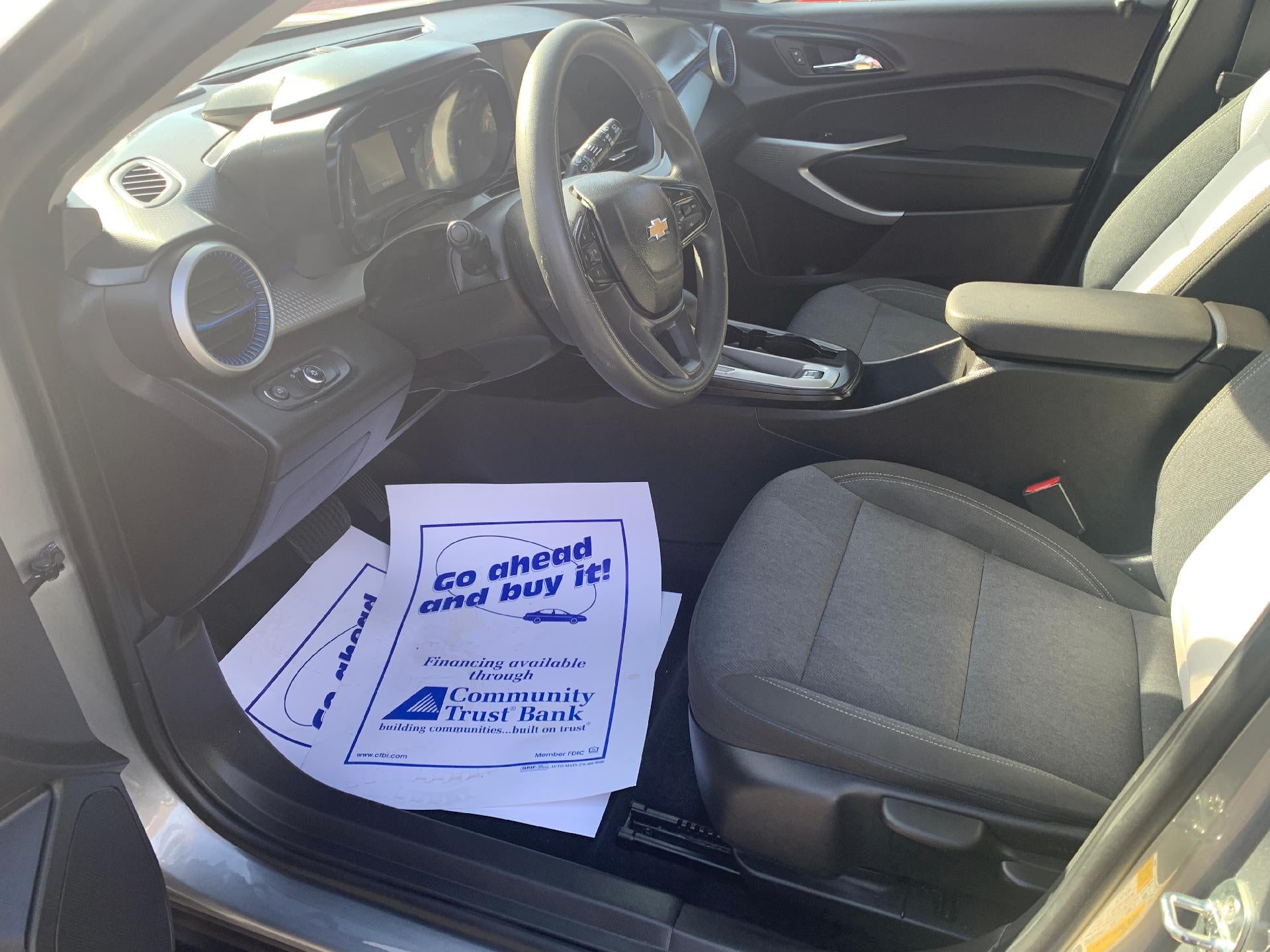 2024 Chevrolet Trax FWD 4dr LS