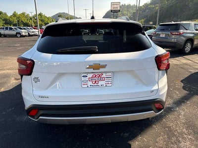 2025 Chevrolet Trax FWD 4dr LT