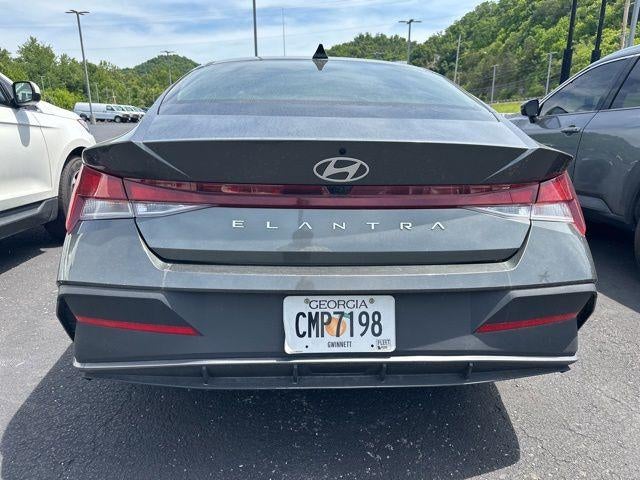 2024 Hyundai Elantra SEL IVT