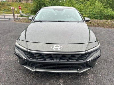 2024 Hyundai Elantra SEL IVT