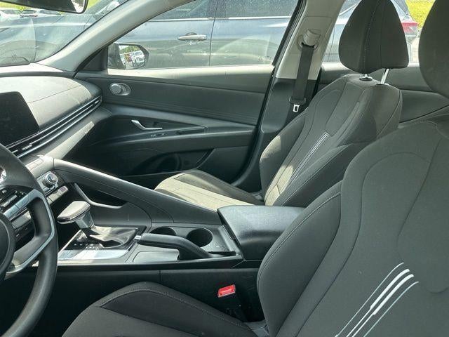 2024 Hyundai Elantra SEL IVT