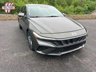 2024 Hyundai Elantra SEL IVT