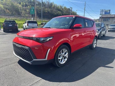 2024 Kia Soul LX IVT