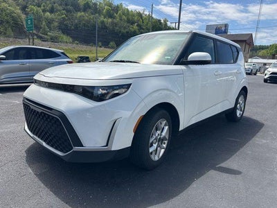 2024 Kia Soul LX IVT